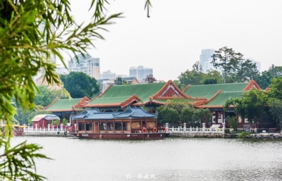 广东珠海最出名的景面，固然很“假”，但没有支门票，旅客许多-10.jpg