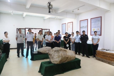 “爱我中华，走进广东天量文明科普园” 肇庆星湖旅游景区中心代价不雅教诲理论举动顺遂举办-4.jpg