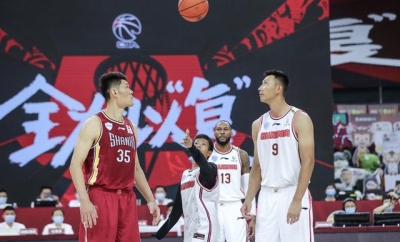 CBA又一溃败！广东23分年夜胜CBA年夜乌马，豪与14连胜，易建联18+10-2.jpg