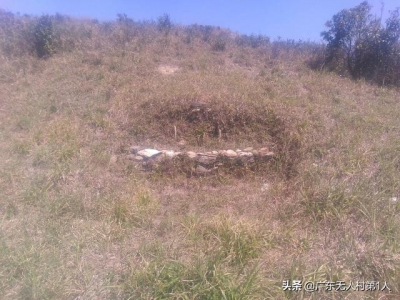 广东千米山岳37:惠州牛皮嶂，正在北里防水带上被过山岳蛇吓得没有沉-43.jpg