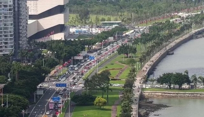 14号台风“灿鸿”曾经天生！进珠海的车比出的借要多！第...