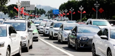 返程车流暴跌挤谦下速！宝马X5新车下天猖獗飙车163km/h，12...