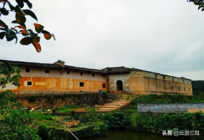 肇庆伉俪游龙北闭西围屋，国庆节没有堵车借遁门票，弄什...