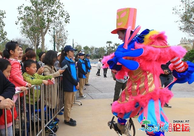 珠海少隆陆地王国游览攻略：第一次来玩，三年夜主题旅店...