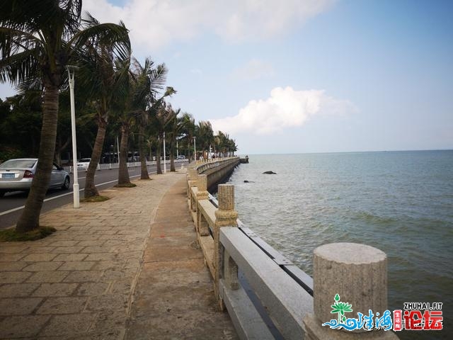 广东珠海那个海滩，景好且免费，有天中海式灯塔，旅客...