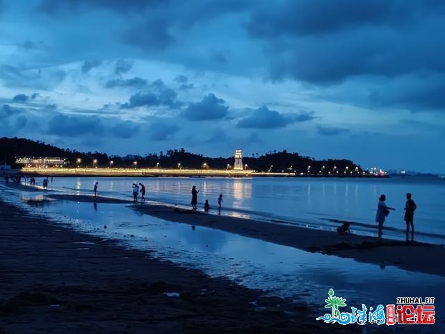 广东珠海那个海滩，景好且免费，有天中海式灯塔，旅客...