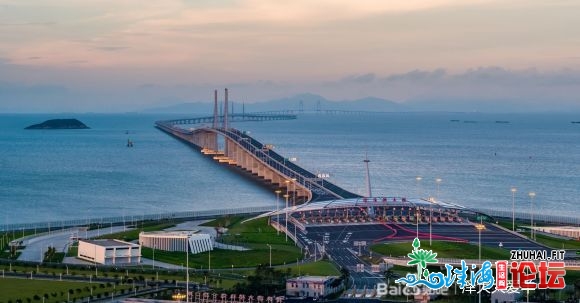 粤港澳年夜湾区世茂港珠澳港口乡港珠澳年夜桥野生岛之巅下...