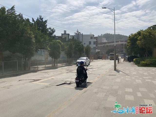 深圳市平易近反应门路扬尘、乐音净化，社区回应：方案来岁...