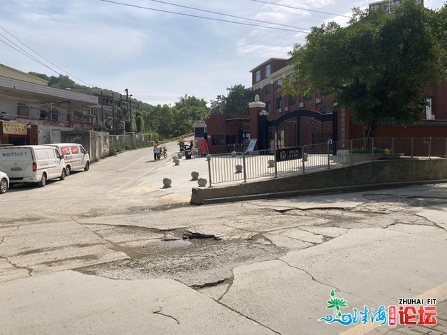 深圳市平易近反应门路扬尘、乐音净化，社区回应：方案来岁...