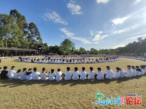 东莞康辉启接东莞本年尾个万人研教团队