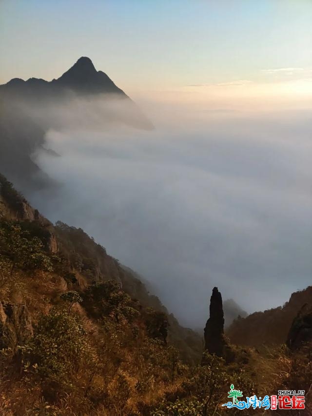 刀锋上的跳舞，龙斗峰脱越记