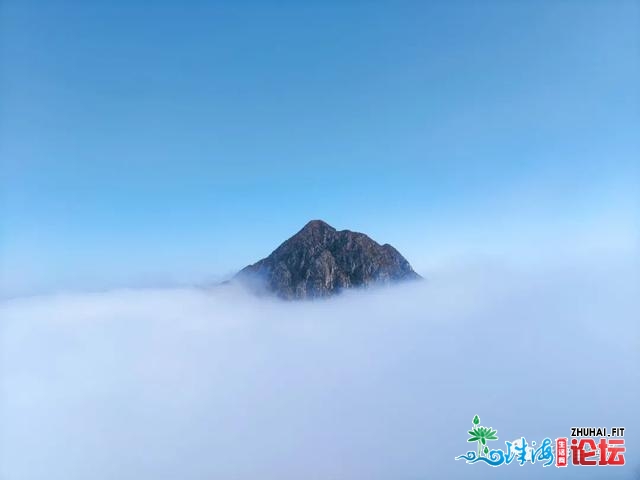 刀锋上的跳舞，龙斗峰脱越记