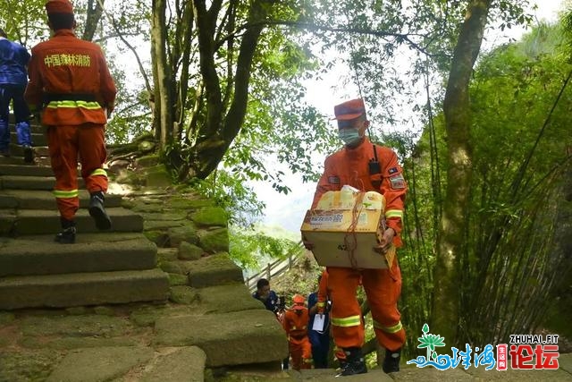 宽把“跨年”防水年夜闭：祸建丛林消防总队广东肇庆驻防...