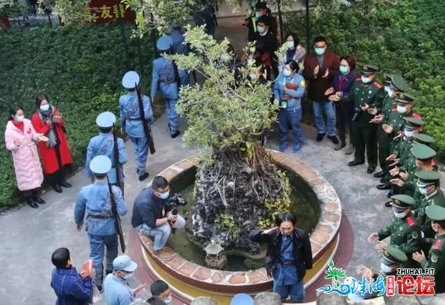 肇庆市尾部沉醉式音乐剧《阅江铁军》正在叶挺自力团团部...