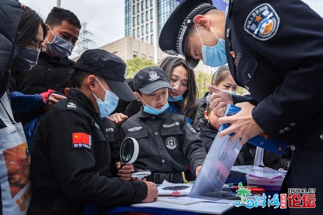 “警”彩纷呈！惠州惠乡公安举办降警旗典礼暨警营开放...