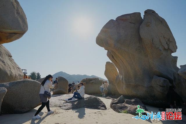 隆冬正在21.7℃惠州，碰见没有逊三亚的海岸风景，景佳丽少消...