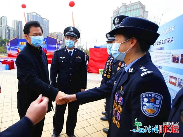 江门公安举行尾个“中国群众差人节”庆贺举动