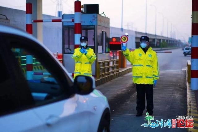 广州交警背广州部分市平易近陈述