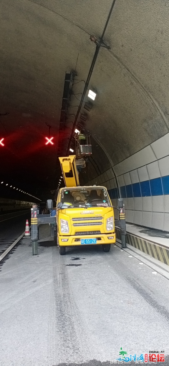 鼎湖凤凰下空起落车出租肇庆登下车出租价钱159 1600 5825