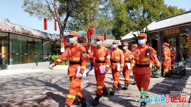 祸建丛林消防总队广东肇庆驻防步队赴多天展开防水执勤...