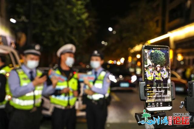 “炸翻天”的车被查了！佛山出动6千多人次警力！近30万...