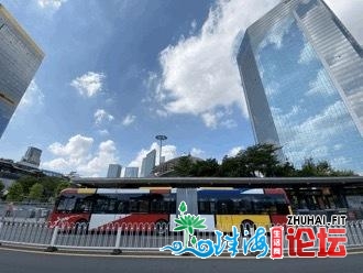 广州BRT昨日迎返程顶峰，疏运搭客21.21万人次