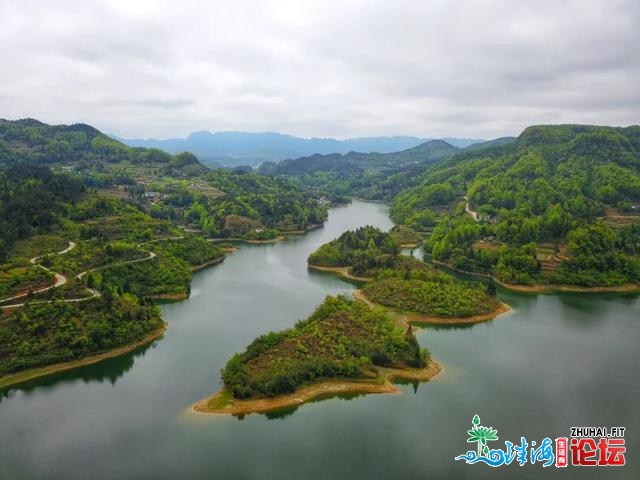 昔日秋分 | 天将细雨交秋半，浅黛秋山到处纱