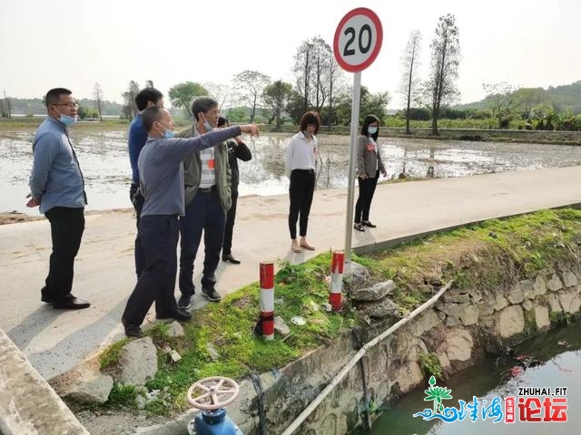 中山那个网白书屋人气鼓鼓很旺，四周一臭河沟却“煞光景”...