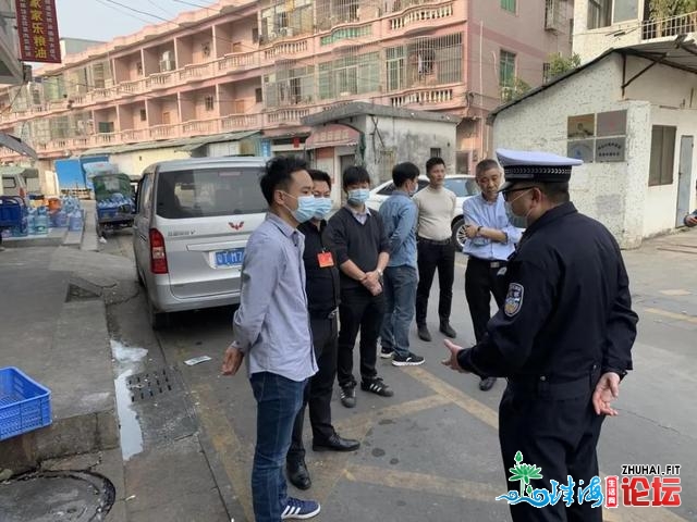 车辆背停梗塞交通，中山那段路能够施行“聪慧泊车”吗？