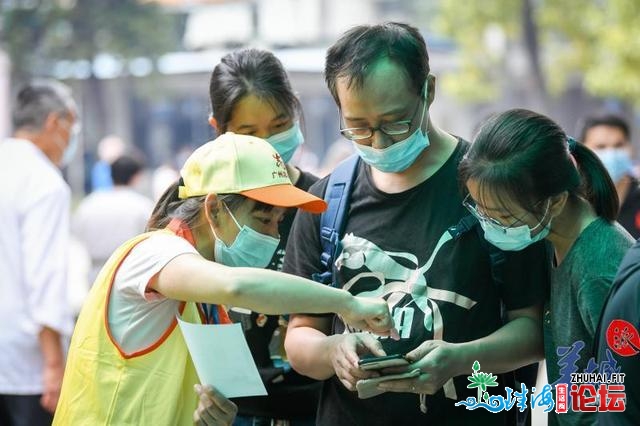 广州腐败“最热一天”：次要祭扫场合根本约谦，市平易近体...