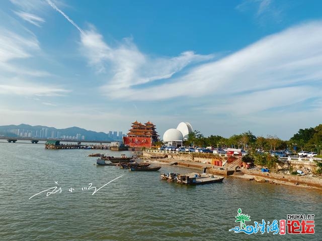 广东珠海的新天标修建，好像中国版悉僧歌剧院，旅客皆...