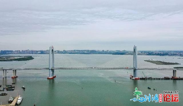 火东湾年夜桥建成通车，助力茂名建立国度级滨海旅游度假...