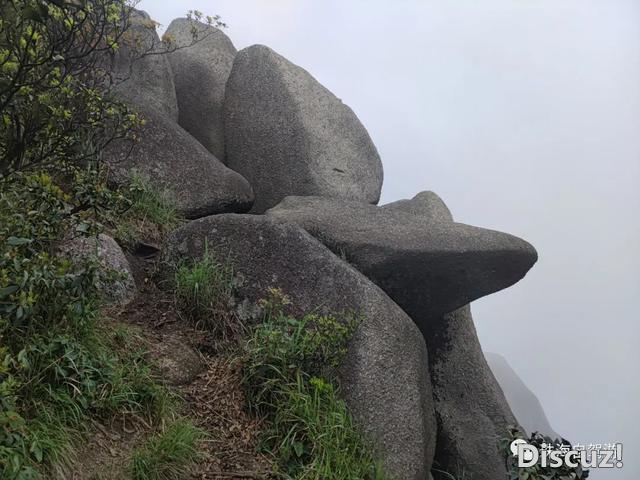 怀散鹰石线-石猪山热瓮顶