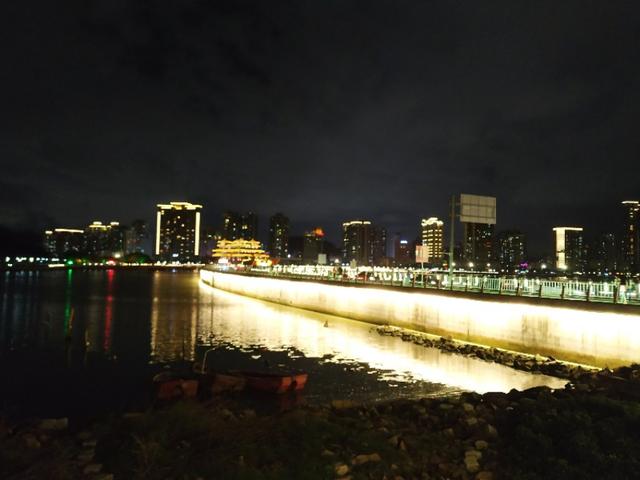 珠海家狸岛，夏夜衰放的陈花-35.jpg