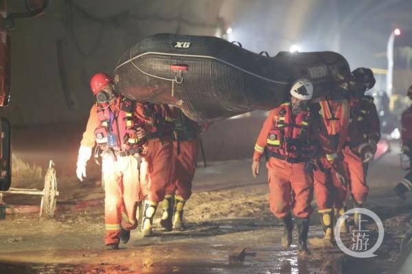 珠海石景山地道透火变乱最初一位被困职员找到，14人局部罹难-1.jpg