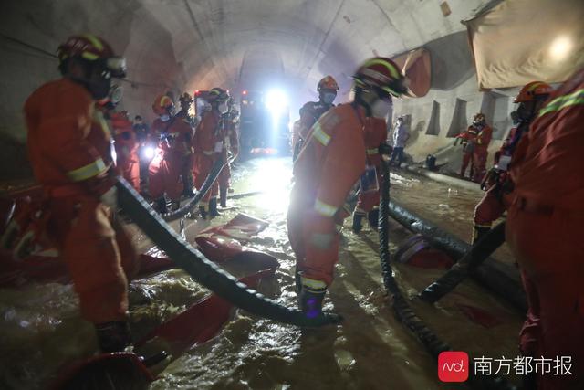 珠海石景山地道透火变乱：测验考试潜火搜救，仍已搜刮到被困职员-2.jpg