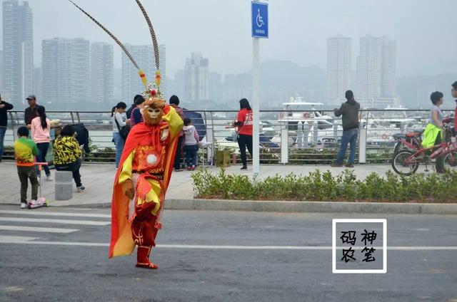 珠海家狸岛：那里去交往往的旅客，络绎不绝，甚是风趣！神笔码农-6.jpg