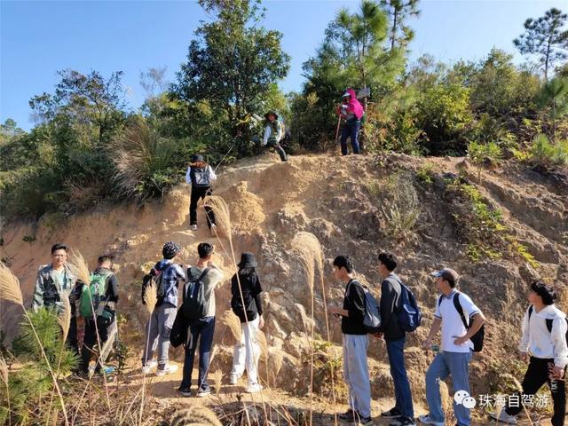 古兜山四峰连脱，钻竹林，攀偶石，不雅白云苍狗-4.jpg