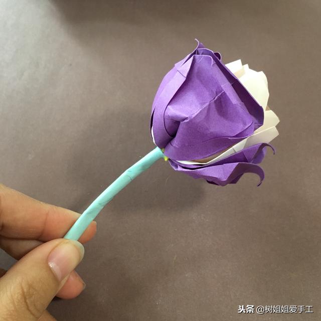 A4彩纸合纸教程——单色玫瑰花-7.jpg