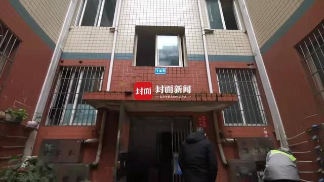 启里查询拜访｜重庆一对情侣“遭棒挨鸳鸯”殉情？知恋人：果女圆提分离 男圆引爆爆炸物-3.jpg