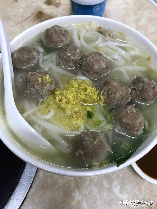 食正在广州？实在正在广州没有要吃粤菜，吃那个处所的菜才好-2.jpg