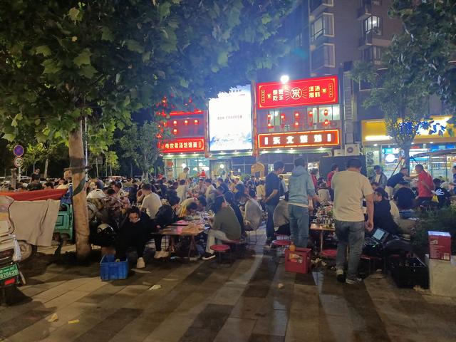 正在郑州碰到楼下夜市乐音扰平易近，该咋办？-4.jpg