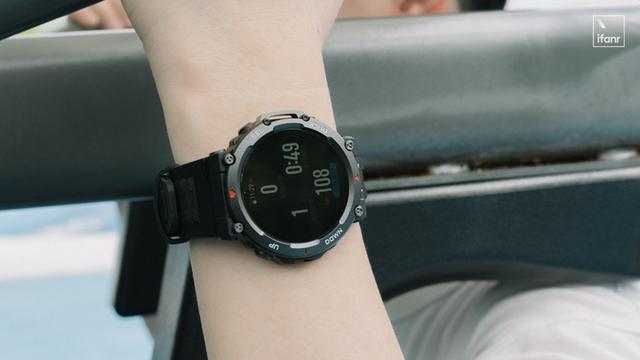 Amazfit 跃我 T-Rex 2 体验：五星单频、24 天绝航，千元户表面太卷了-8.jpg