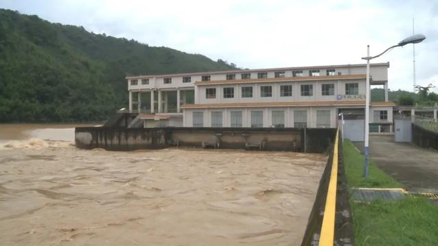 遭受大水、现洪峰火位、多个站面火位超警！肇庆最新状况是-9.jpg