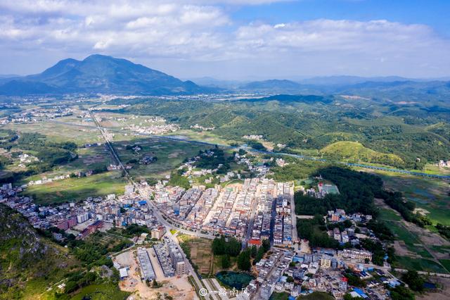 广东战广西接壤处有座肇庆市，风光十分漂亮，出名度却没有下-12.jpg