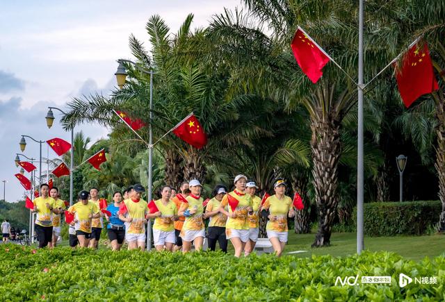 粤港澳国庆氛围推谦！“中国白”成最刺眼光景-6.jpg