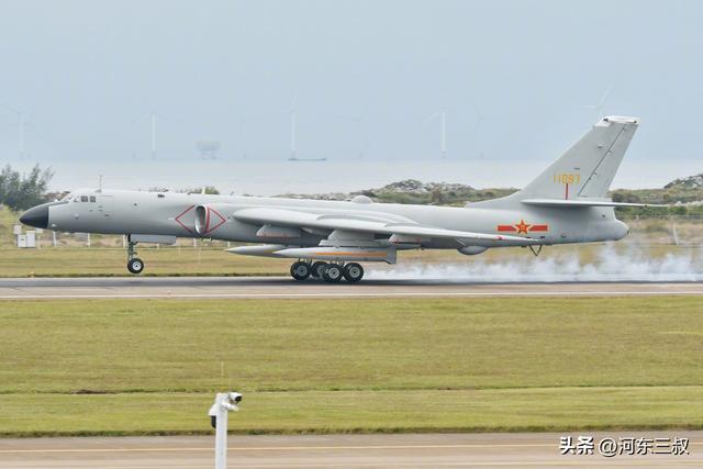 轰6携重型导弹飞抵珠海，好媒：中国或成空射弹讲导弹引发者-11.jpg