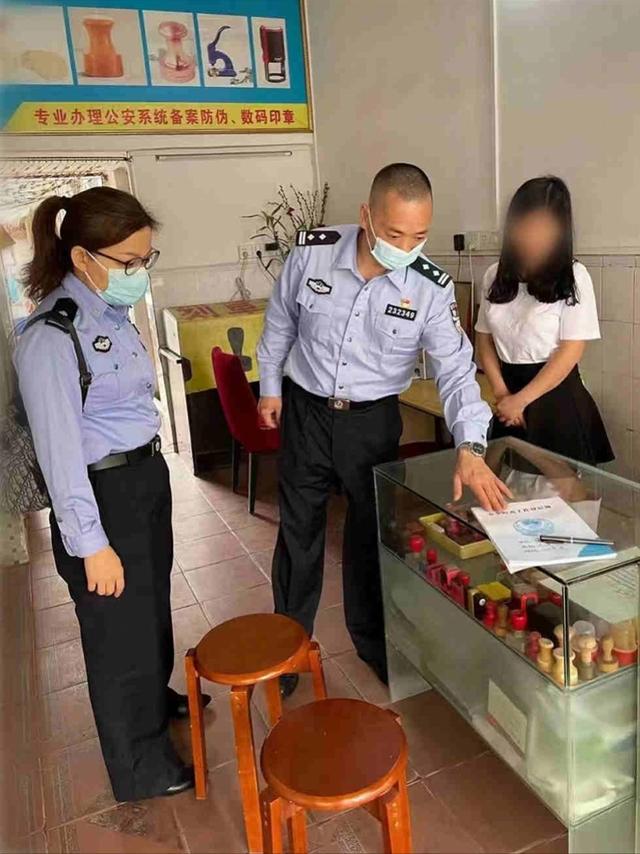 广东3名平易近警被逃授天下公安体系两级豪杰榜样称呼！古迹宣布-2.jpg