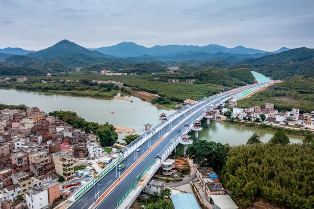 肇庆广宁文旅路、文旅桥通车！-1.jpg