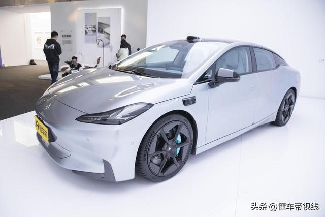 新车 | 估计订价30万阁下，配旋翼门，广汽埃安Hyper GT 4月开启预卖-1.jpg